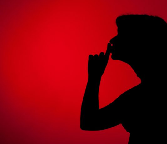 ¿Qué ocurre cuando no puedes dejar de mentir? La increíble historia de Jean-Claude Romand ¿Qué ocurre cuando no puedes dejar de mentir La increíble historia de Jean-Claude Romand