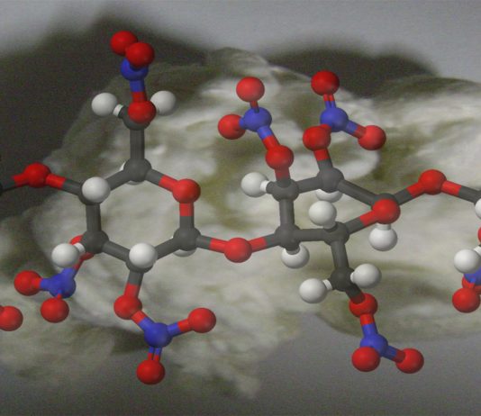 La nitrocelulosa, un descubrimiento explosivo