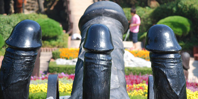 curiosidades de Corea del Sur, parque con esculturas de penes