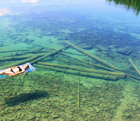 El lago más transparente del mundo El lago más transparente del mundo