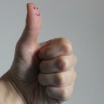 6 gestos con la mano que NUNCA debes hacer en estos países