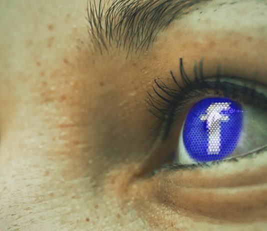 8 formas de SUPERAR la envidia que nos dan los amigos de Facebook
