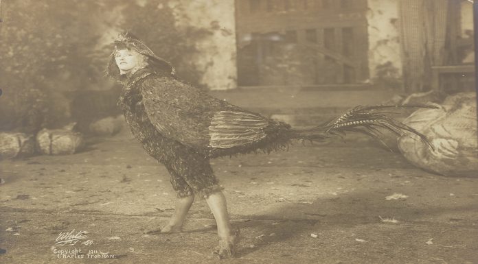 Esta gran actriz antigua adoraba interpretar a un gallo. ¿Por qué?