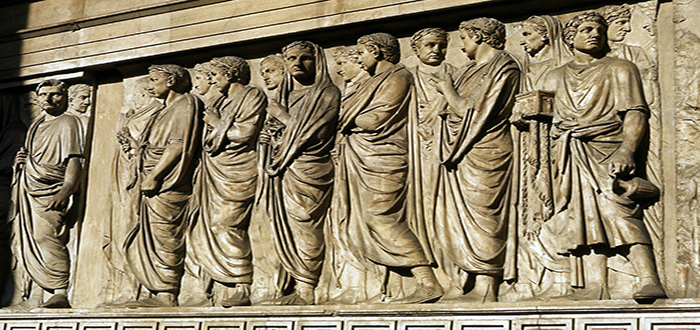 ¿Cómo crees que eran las Leyes de la Antigua Roma? 8 muy locas