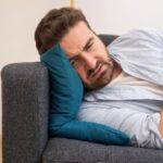 Vomitar bilis, cuándo ocurre y por qué