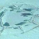 Imagen Google Earth, Una misteriosa estructura en la Antártida. ¿Qué es? – Supercurioso