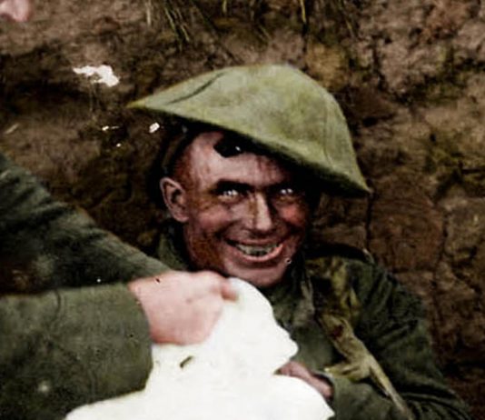 Éste es el rostro del Trastorno por Estrés Postraumático. Conoce la historia de esta fotografía Éste es el rostro del Trastorno por Estrés Postraumático. Conoce la historia de esta fotografía