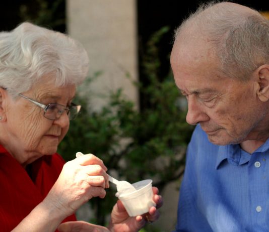 ¿Dormir más de nueve horas aumenta el riesgo de padecer demencia? Dormir más de nueve horas aumenta el riesgo de padecer demencia