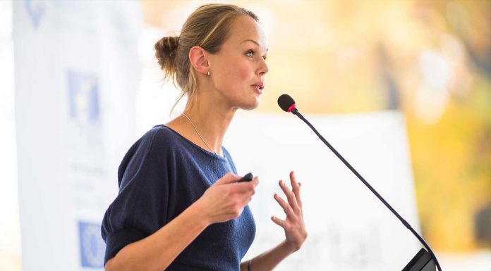 ¿Cómo ser un buen orador? La ciencia descifra sus secretos