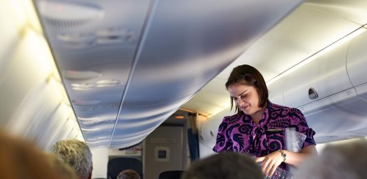 7 cosas que no sabías que puedes pedir en un vuelo