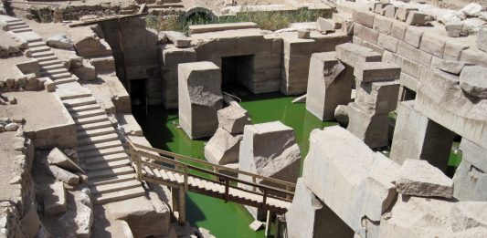 ¿Quién construyó el Osireion, el misterioso y antiguo templo en Egipto