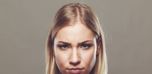 5 Cosas que la gente segura de sí misma no hace 5 cosas que la gente segura de sí misma no hace