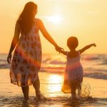 ¿Los padres Millennials están criando niños más inteligentes y felices?