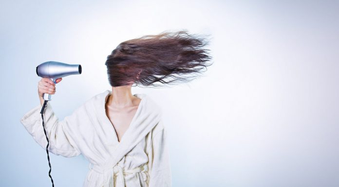 El truco para lavar tu cabello que puede transformarlo