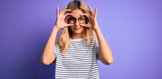 Ojos violeta | ¿Es natural tener los ojos de este color?