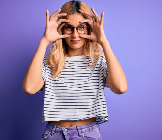 Ojos violeta | ¿Es natural tener los ojos de este color? Ojos violeta | ¿Es natural tener los ojos de este color?