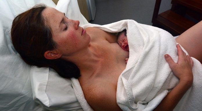 Hipnoterapia durante el parto, la nueva forma de traer bebés al mundo