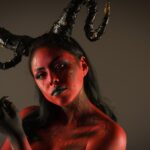 Demonios Femeninos. Supercurioso.