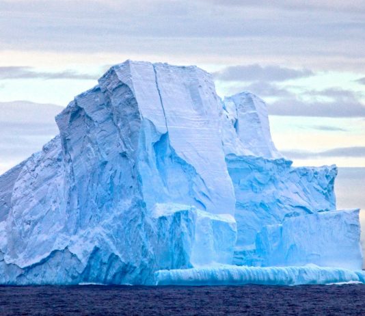 Cómo es un iceberg al revés