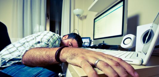 Tips efectivos que podrían ayudarte a dormir mejor