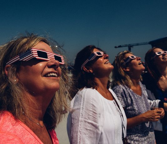 ¿Ver un Eclipse Solar sin lentes puede dejarte ciego? Ver un Eclipse Solar sin lentes dejarte ciego