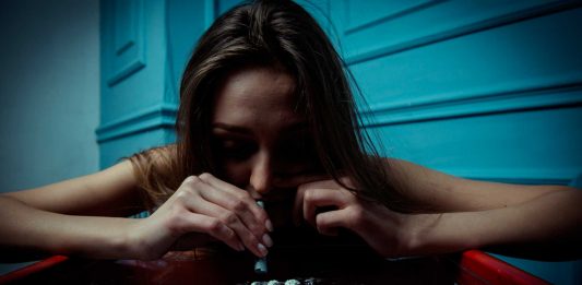 Esto es lo que las drogas más habituales hacen a tu cuerpo… y a tu mente Esto es lo que las drogas más habituales hacen a tu cuerpo... y a tu mente