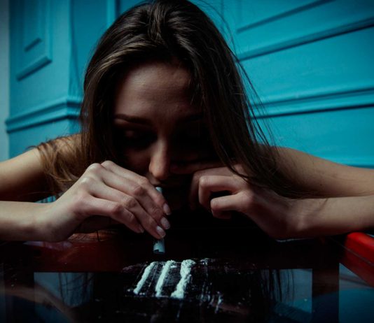 Esto es lo que las drogas más habituales hacen a tu cuerpo… y a tu mente Esto es lo que las drogas más habituales hacen a tu cuerpo... y a tu mente