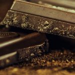 ¿Es cierto que el chocolate causa acné? Aquí tienes la respuesta