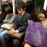 Inemuri, la peculiar forma de descansar de los japoneses 1