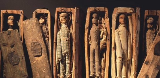 El misterio de los ataúdes miniatura de Edimburgo El misterio de los ataúdes miniatura de Edimburgo