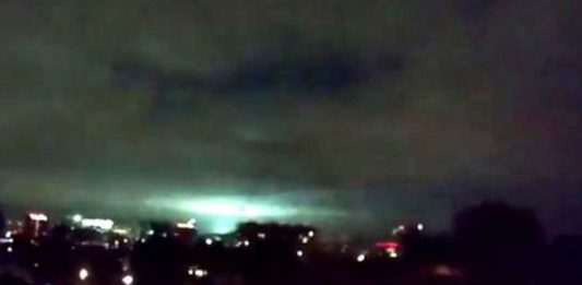 Luces de Terremoto en México, un inquietante fenómeno atmosférico Luces de Terremoto en México, un inquietante fenómeno atmosférico