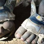 zapatos rotos, zapatos que crecen, tercer mundo