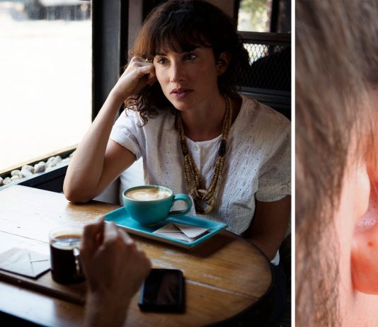 ¿Cómo leer las emociones en otros sin fallar? No los veas, mejor escucha