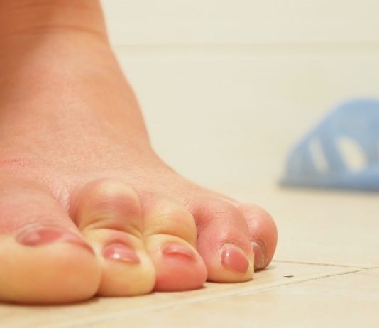 Este es el propósito de tu dedo pequeño del pie Este es el propósito de tu dedo pequeño del pie