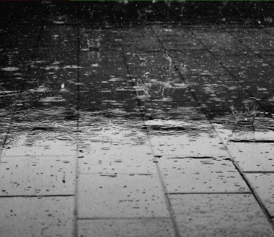 Lluvia de sangre o lluvia roja. Puede suceder Lluvia de sangre o lluvia roja. Puede sucede