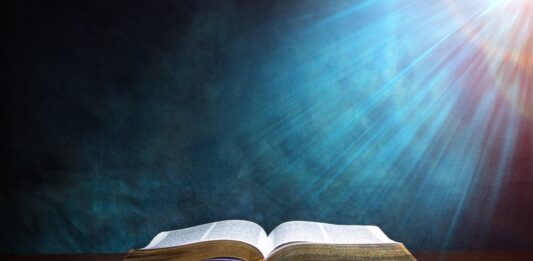 50 Curiosidades de la Biblia | Datos sorprendentes 50 Curiosidades de la Biblia | Datos sorprendentes