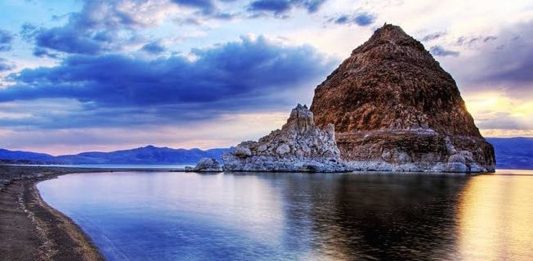 La maldición del Lago Pirámide en Nevada La maldición del Lago Pirámide en Nevada
