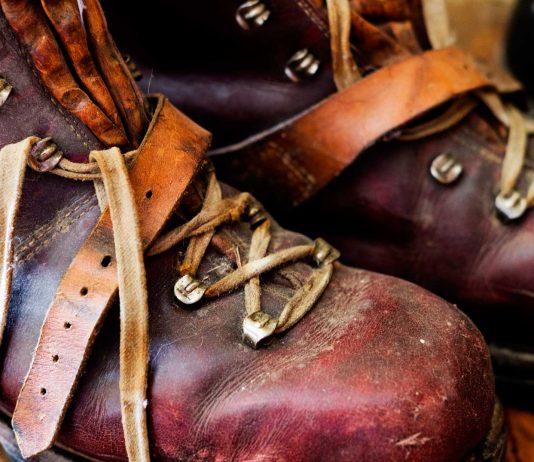 ¿Te sueles quitar los zapatos al llegar a casa? | Así de importante es ¿Te sueles quitar los zapatos al llegar a casa? | Así de importante es