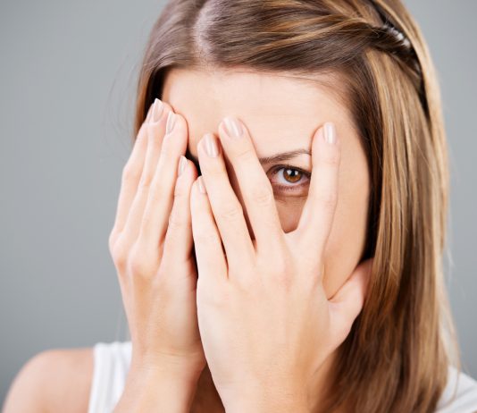 cumplidos dan vergüenza