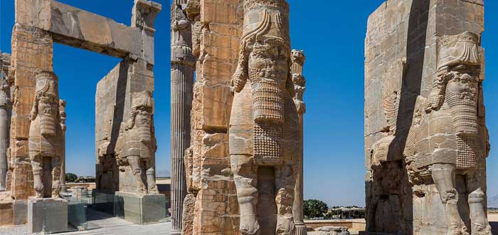 Persépolis | 10 Curiosidades de la ciudad que destruyó Alejandro Magno