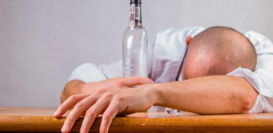 ¿Simple resaca o alergia al alcohol? | Claves para descifrarlo