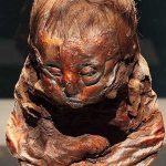 La historia del Niño Detmold, una de las momias más antiguas del mundo