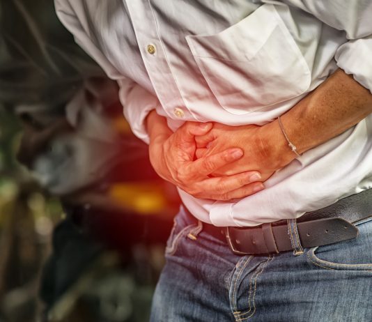 aguantarse los pedos