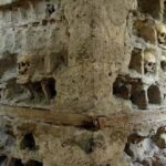 construcciones con huesos humanos