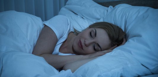 Dormir con la puerta cerrada… ¡Podría salvarte la vida! | El motivo dormir con la puerta cerrada