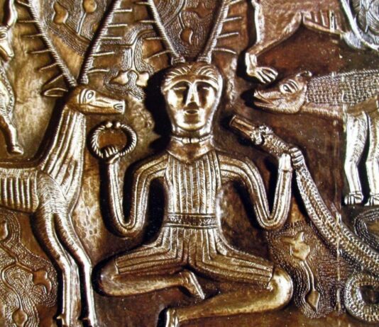 6 Dioses con Cuernos | ¿Por qué los llevaban y cuál era su significado? Dioses con cuernos