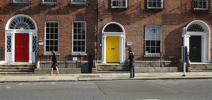 Puertas de casas en Irlanda
