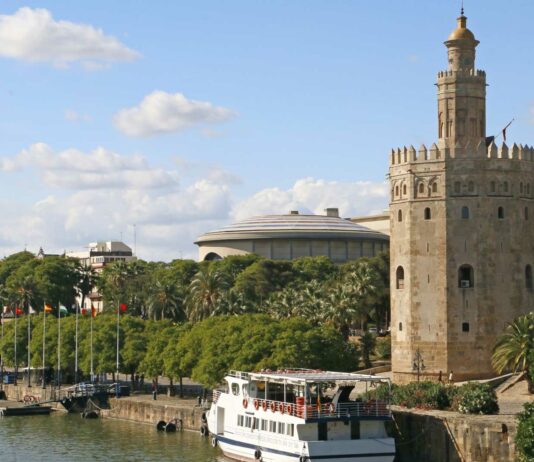 Curiosidades de la Torre del Oro