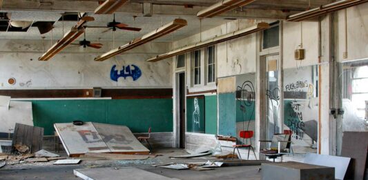 5 Escuelas abandonadas que son inquietantes Escuelas abandonadas