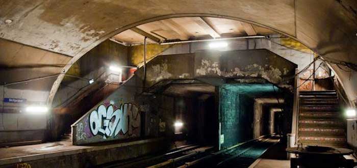 10 curiosas Estaciones Fantasmas | En el metro de París, Nueva York.
